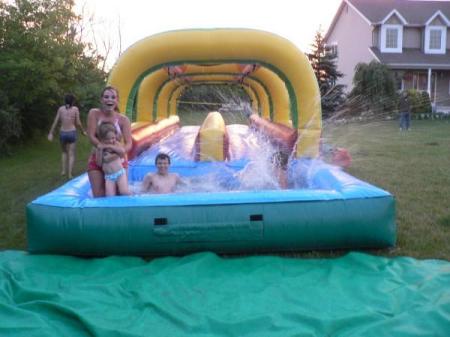 Splash fun at the Kampraths!!
