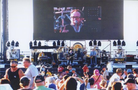 Consert at the Gorge ''Ya Baby"   July 2008