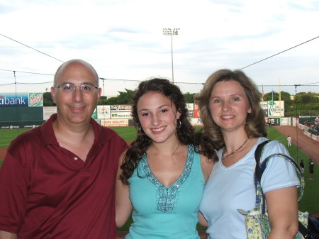 Tom, Liz & Evelyn