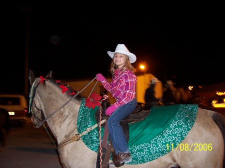 heather in the mulberry christmas parade