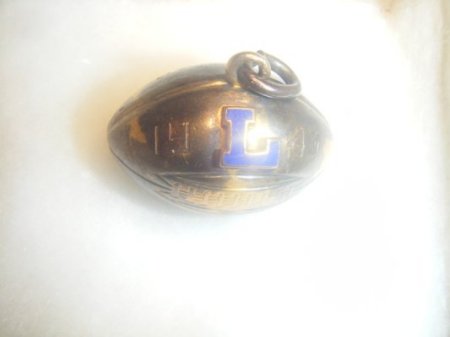 1943 Leetsdale High Football charm