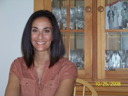 Lynn Ferrandino's Classmates® Profile Photo