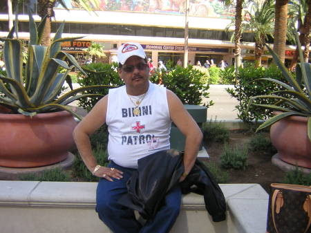 tony chilling on our vacation to las vegas