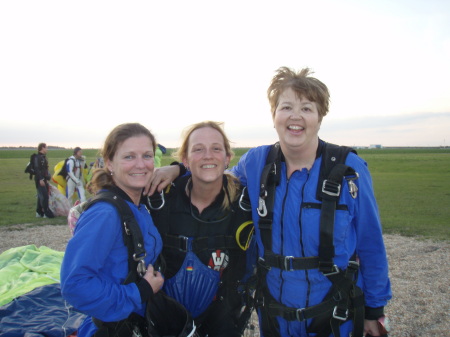 Skydiving with girlfriends