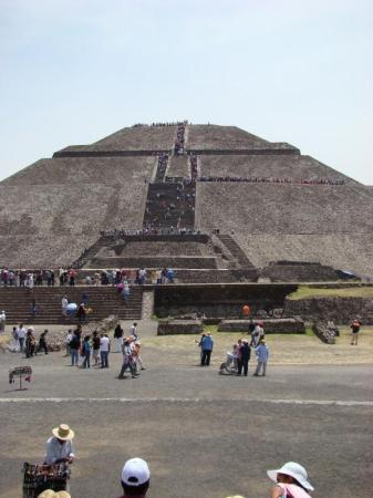 Pyramids in Mexico,Teotihuaca