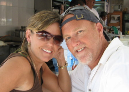 Pete and Jen at a taco stand in PV