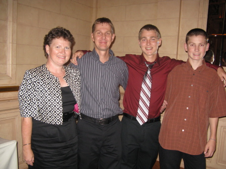 Smith clan Sept.2009 (Joan, Larry, Kyle & Ryan