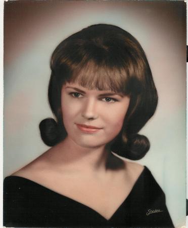 1965 diane   jennings  grad picture