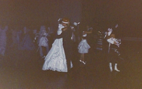 prom court dance