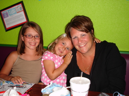 Chelsee, Addie and mommy!