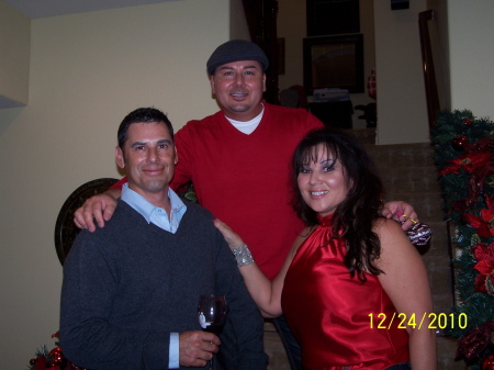 Me & 2 Brothers, Christmas 2010