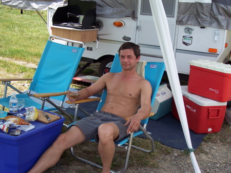 jason relaxing camping at walkins glen 08.