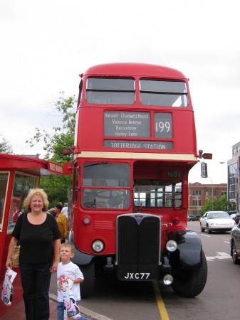 Vieil Autobus à 2 étages