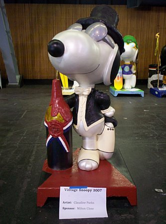 "Vintage Snoopy" Statue upon completion