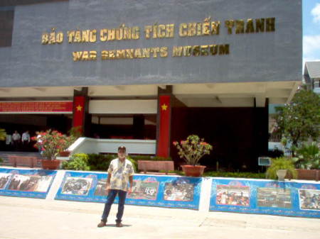 Aj Cruce's album, Vietnam 2011