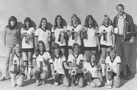 1977 8th Grade Softball Greenway Middle School