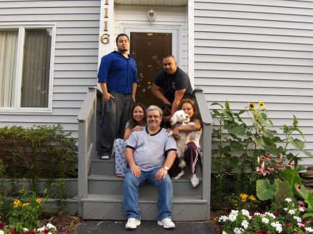 The Clan in Front of the house