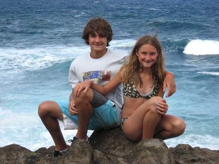 Alex (13), Lindsay (11), Maui June '08