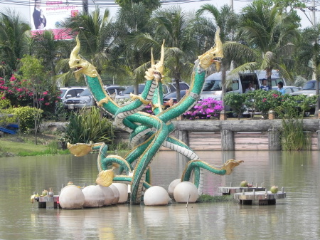 Floating Market Place