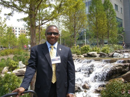 In the garden at the Gaylord, DC 8/2008