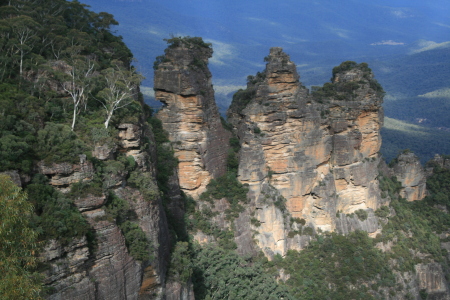 Three Sisters, Blue Mtns., Australia (5/2008)