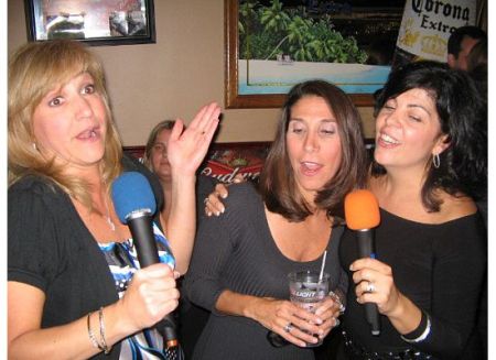 Mary Jo Ring, Lisa Bianchi, Nikki Goldstein