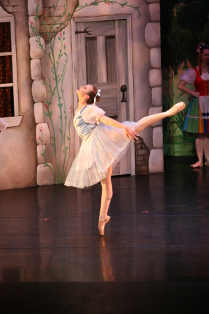 Tiana dancing in Coppelia