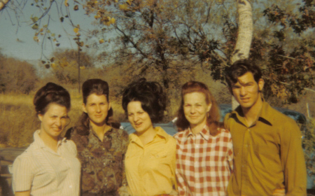 Me my mom & 3 sisters