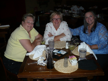 Shelly, Dee and I  9-26-08