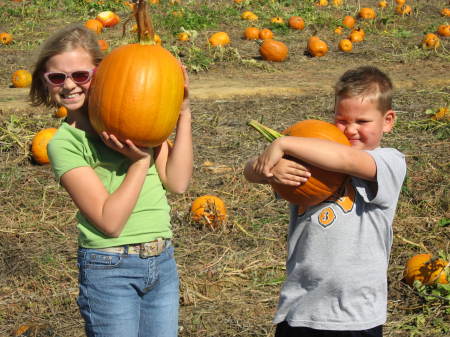 huber's farm - pumkin hunting 28