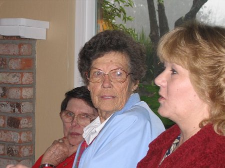 grandma dorethy and mama