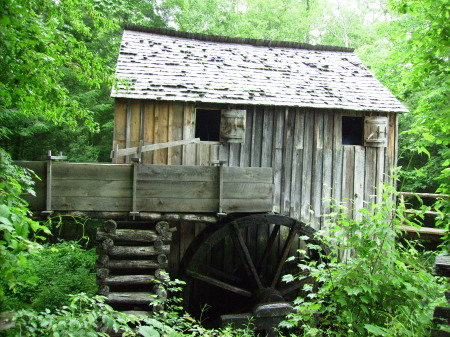 Old Grist Mill at Cade's Cove