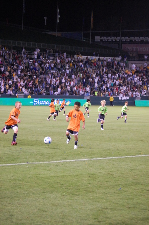 galaxy halftime show 10-18-07 thursday 178