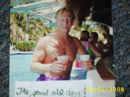 cancun swim bar