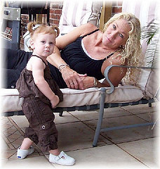 Suzanne and granddaughter Jaxie
