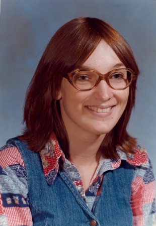 Laurie Wells' Classmates profile album