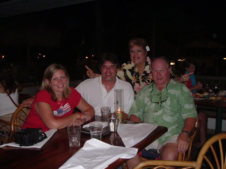 Linda &  Jim at Duke's Waikiki with family