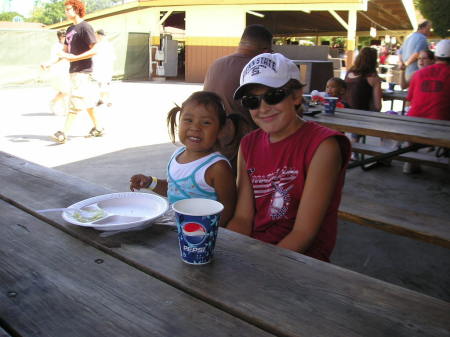 garett and natalie at dorney park 08