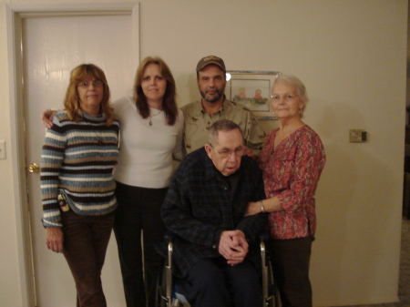 My Dad,Mom,My sisters Linda and Rhonda