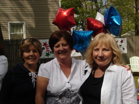 Karen , Phyllis & Hiedi