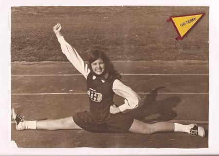 Cheerleading FHHS 1972