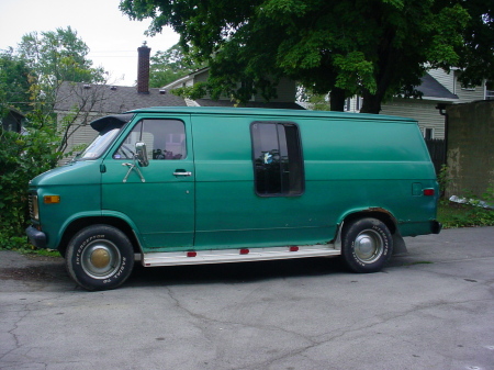 1976 GMC Hippie van