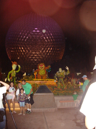 Justin Fadeff's album, Disney&#39;s Epcot Center