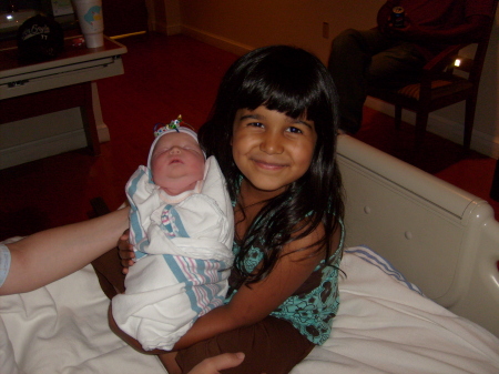 jameelah and her little sister farah!