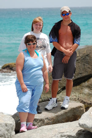 Kathi, Jessi, and TJ in Aruba