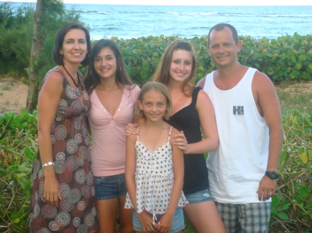 Tanja & family in Kauai '08