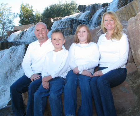 Tommie McBride (class of 87) and her family