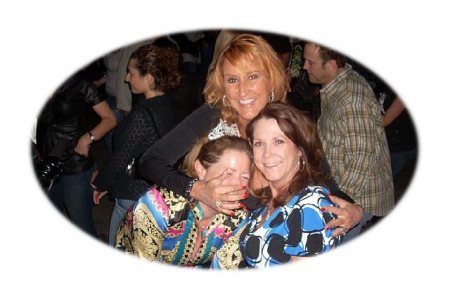 Kathy Picard (in crown), Cindy Kitson & Kelli
