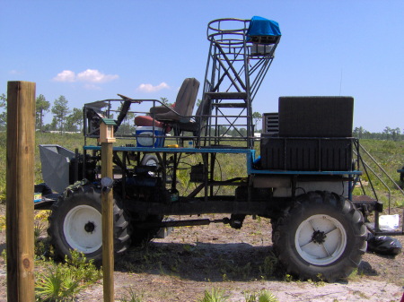 Swamp buggy