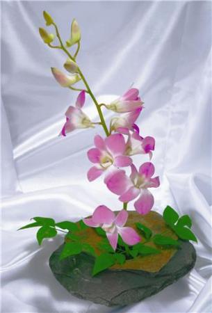Ikebana style flower vase